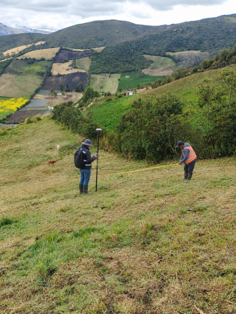 Levantamiento topográfico con GPS para trámite de cabida y linderos de un predio rural en Nariño